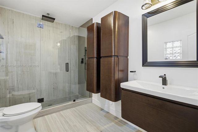 1895 NE 118th Rd, North Miami, FL 33181