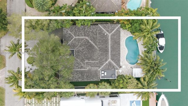 1895 NE 118th Rd, North Miami, FL 33181