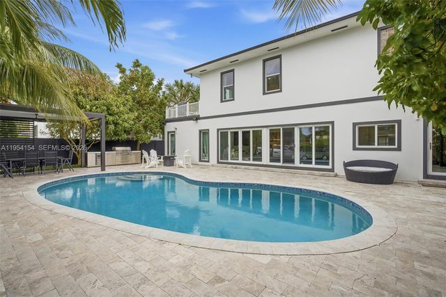 1895 NE 118th Rd, North Miami, FL 33181