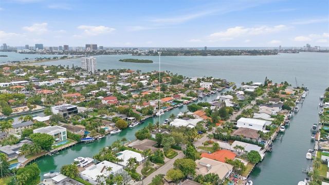 1895 NE 118th Rd, North Miami, FL 33181