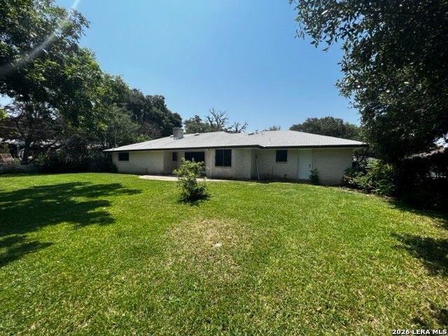 525 TIDECREST DR, Windcrest, TX 78239