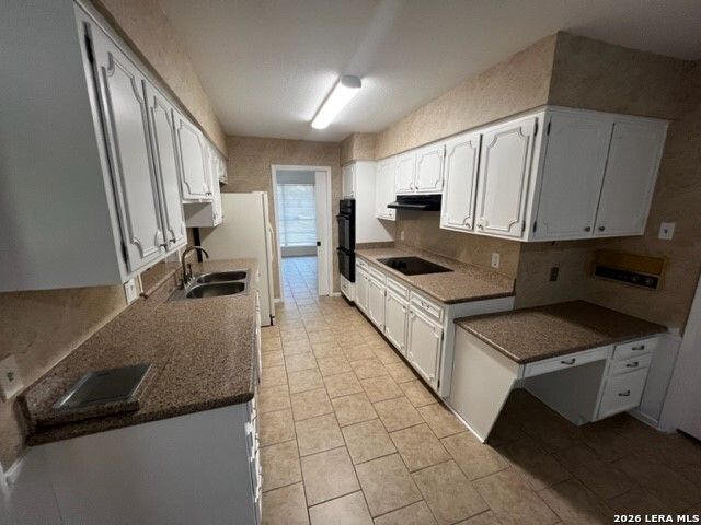 525 TIDECREST DR, Windcrest, TX 78239
