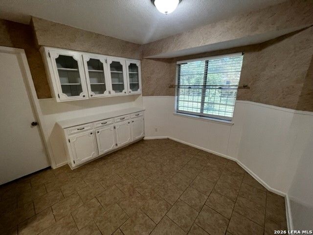 525 TIDECREST DR, Windcrest, TX 78239