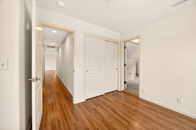 523 Strawberry Lane, Ashland, OR 97520