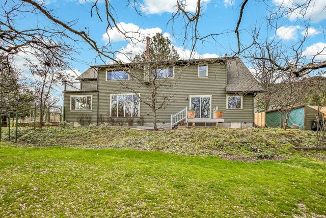 523 Strawberry Lane, Ashland, OR 97520