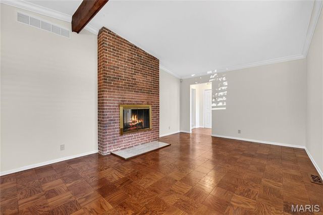 11929 Paradise Lane, Des Peres, MO 63131