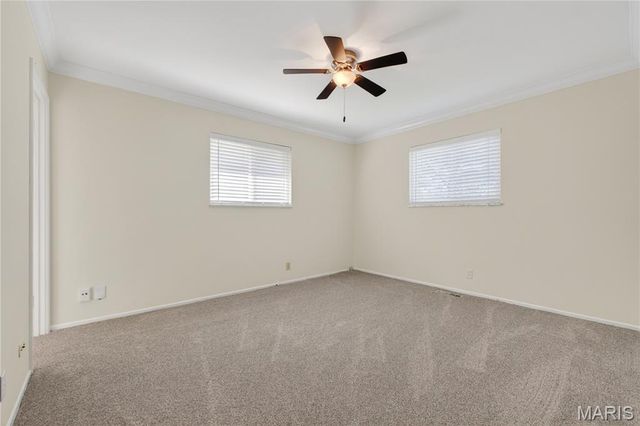 11929 Paradise Lane, Des Peres, MO 63131
