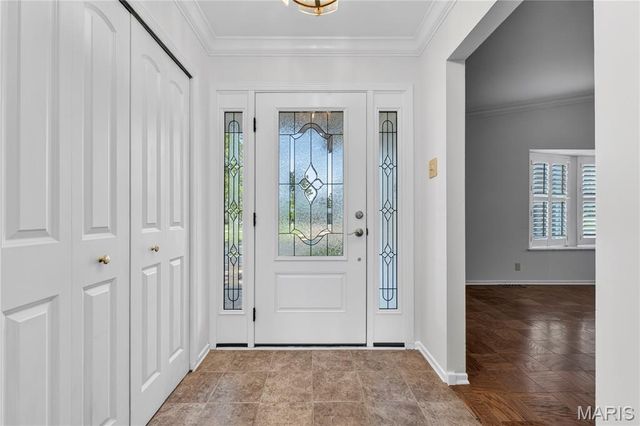 11929 Paradise Lane, Des Peres, MO 63131