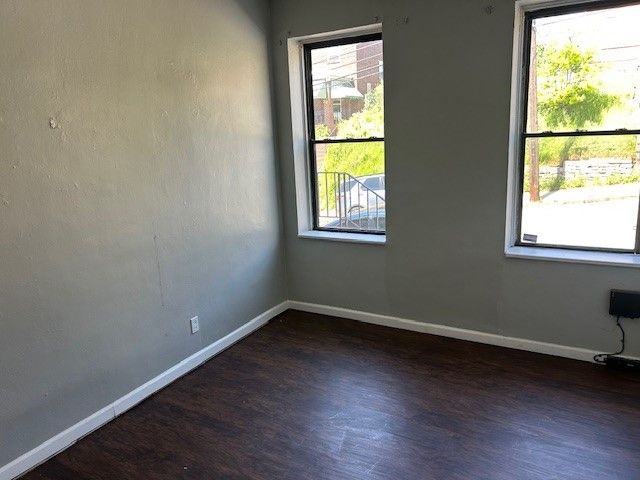 2201 Hawthorne Avenue, Swissvale, PA 15218