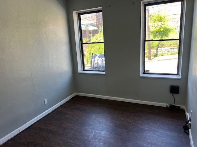 2201 Hawthorne Avenue, Swissvale, PA 15218