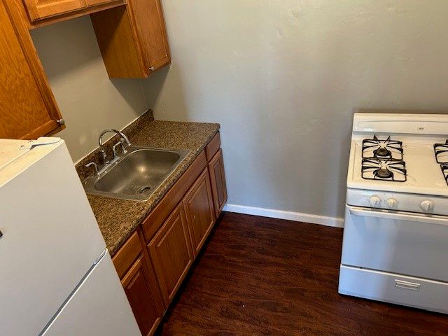 2201 Hawthorne Avenue, Swissvale, PA 15218