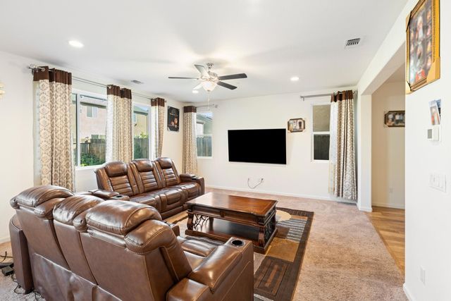 6660 E Yale Avenue, Fresno, CA 93727