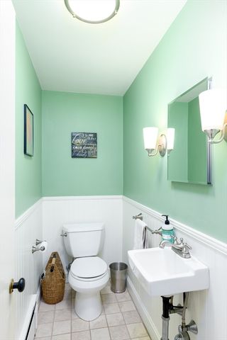 14 Wyndhurst Dr, Holden, MA 01520