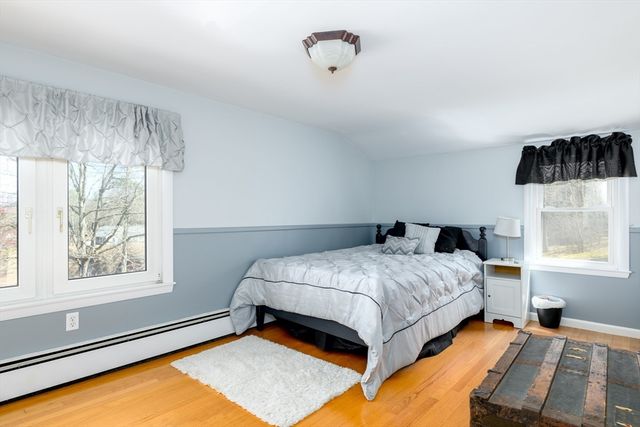 14 Wyndhurst Dr, Holden, MA 01520