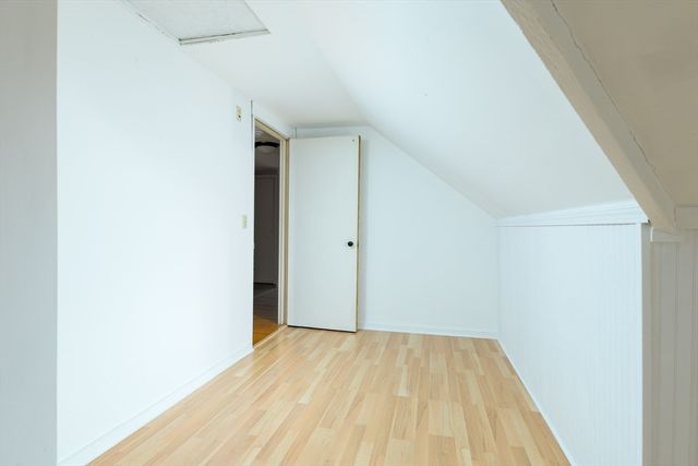 14 Wyndhurst Dr, Holden, MA 01520