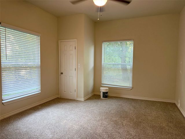 101 W Fm 6, Nevada, TX 75173