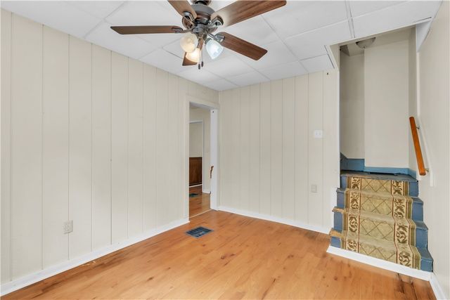 1309 3rd Ave, Beaver Falls, PA 15010
