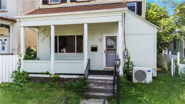 1309 3rd Ave, Beaver Falls, PA 15010
