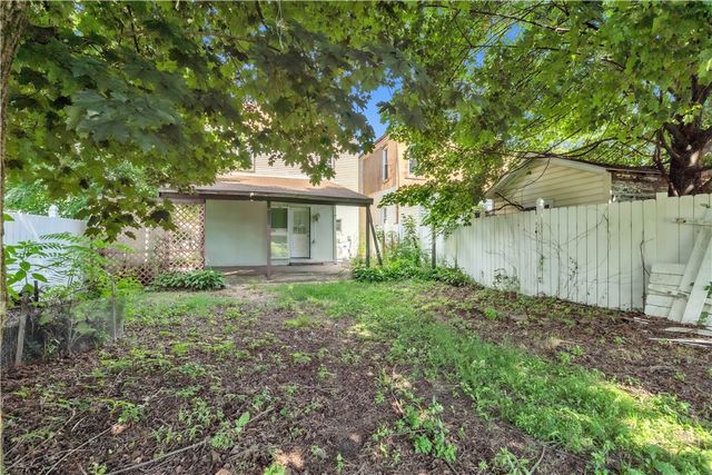 1309 3rd Ave, Beaver Falls, PA 15010
