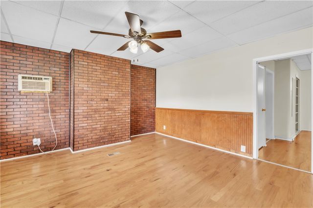 1309 3rd Ave, Beaver Falls, PA 15010