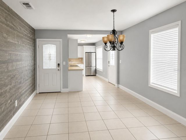 3008 W MAIN STREET, Tampa, FL 33607