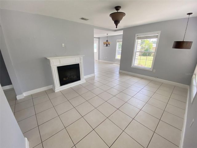3008 W MAIN STREET, Tampa, FL 33607
