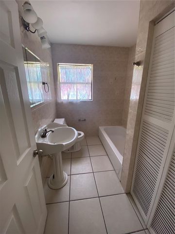 3008 W MAIN STREET, Tampa, FL 33607