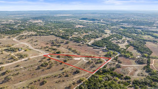 748 Whiskey Trail, Blanco, TX 78606
