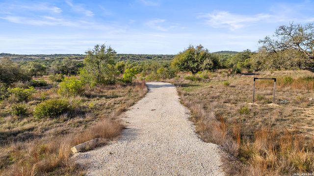 748 Whiskey Trail, Blanco, TX 78606