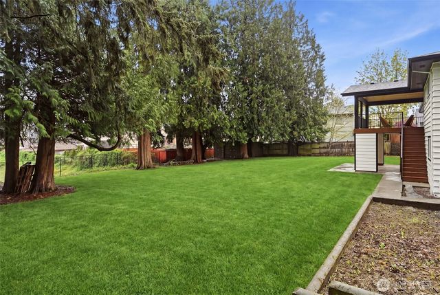 24227 100th Avenue SE, Kent, WA 98030