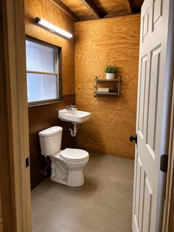 2109 Gentry Street, Houston, TX 77009
