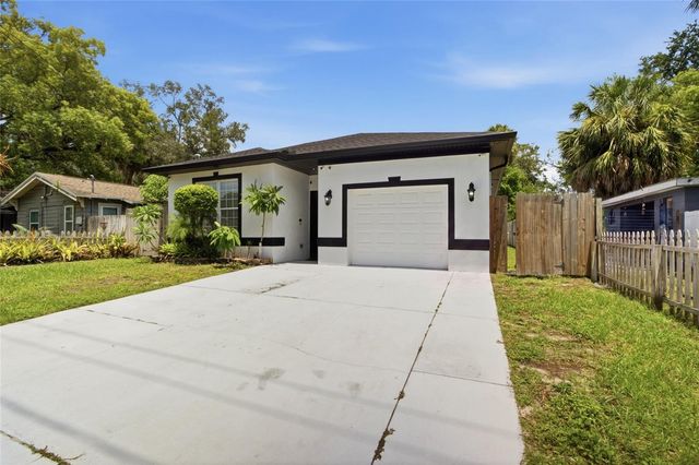 8205 N 12TH STREET, Tampa, FL 33604