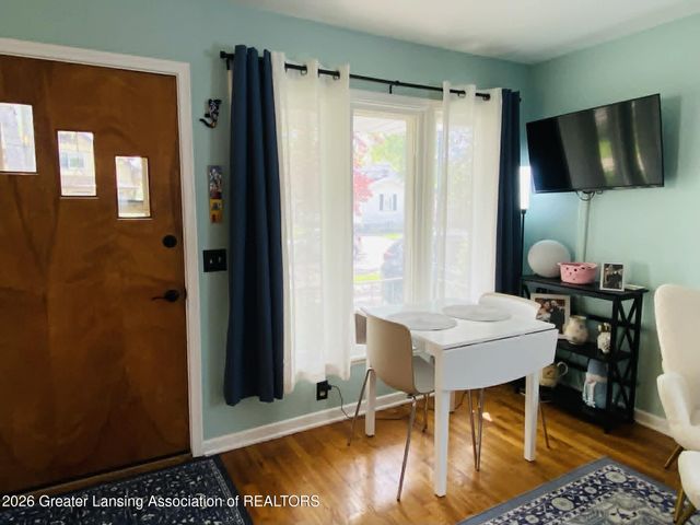 1824 S Rundle Avenue, Lansing, MI 48910
