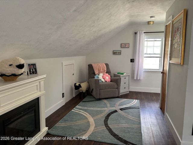 1824 S Rundle Avenue, Lansing, MI 48910
