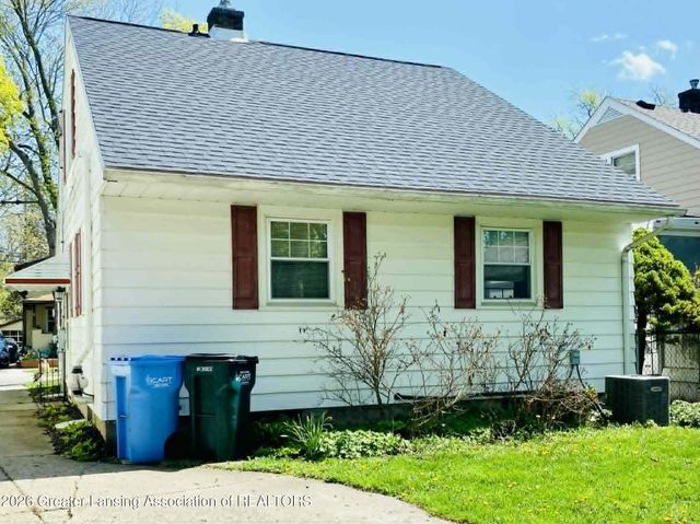 1824 S Rundle Avenue, Lansing, MI 48910