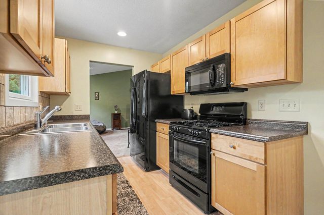3921 S Sheridan Drive, Muskegon, MI 49444