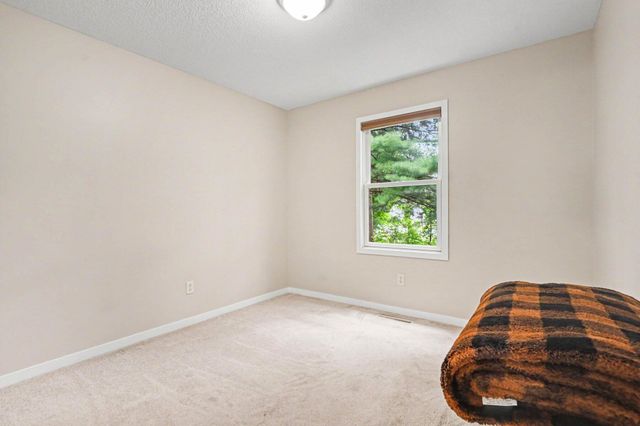 3921 S Sheridan Drive, Muskegon, MI 49444