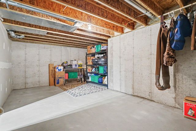 3921 S Sheridan Drive, Muskegon, MI 49444