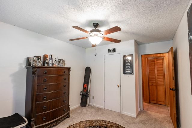 67 Sweetgum Court, Lake Jackson, TX 77566