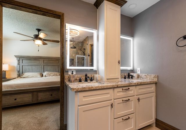 67 Sweetgum Court, Lake Jackson, TX 77566