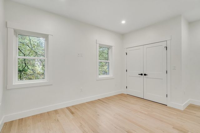 22 Estabrook Rd, Lexington, MA 02421