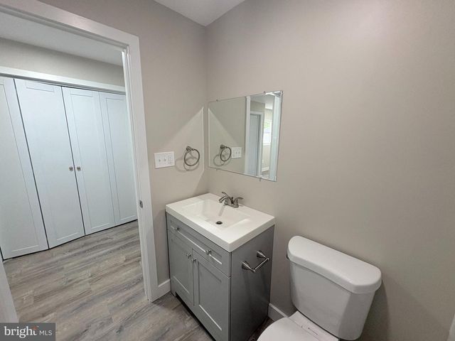 825 W 3RD ST, Florence, NJ 08518