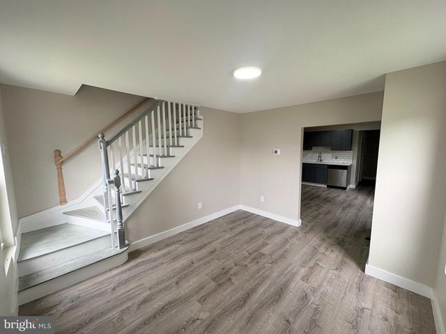 825 W 3RD ST, Florence, NJ 08518