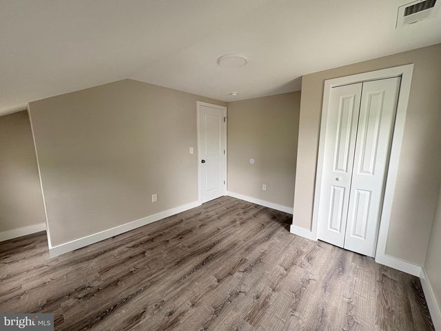 825 W 3RD ST, Florence, NJ 08518