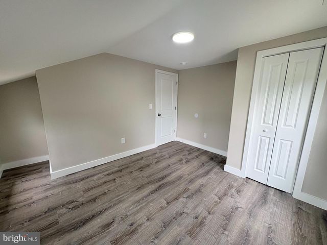 825 W 3RD ST, Florence, NJ 08518