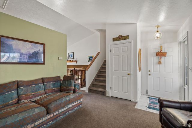 3307 W 4975 S, Roy, UT 84067