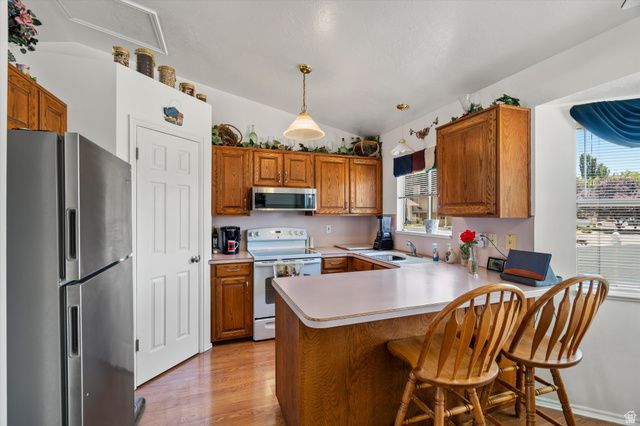 3307 W 4975 S, Roy, UT 84067