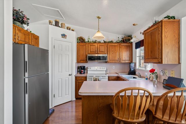 3307 W 4975 S, Roy, UT 84067