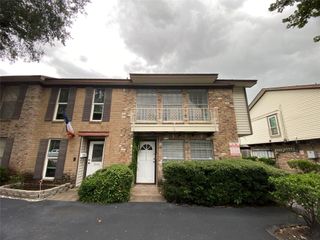 10682 Hazelhurst Drive 14, Houston, TX 77043