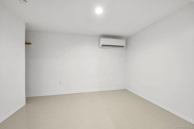 14734 224th Street, Jamaica, NY 11413